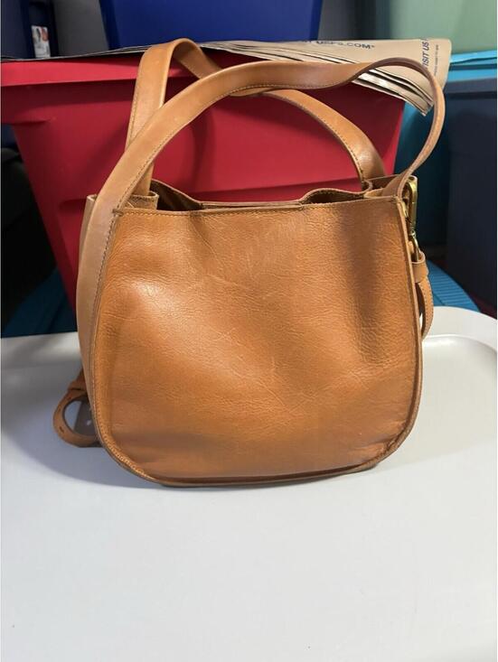 Madewell Handbags - Madewell X5803 Burnished Caramel Leather the‎ Sydney Crossbody Bag